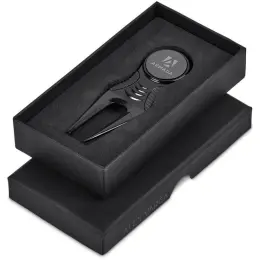 Alex Varga Baltusrol Divot Tool Gift Box Open
